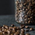 Von der Bohne zur Tasse: Wie beeinflussen Röstgrade die Wertschöpfungskette in Deutschland?