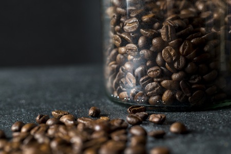 Von der Bohne zur Tasse: Wie beeinflussen Röstgrade die Wertschöpfungskette in Deutschland?