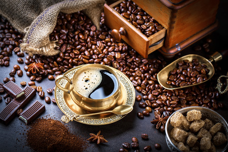 Deutsche Rösttraditionen: Einfluss von Röstgrad auf regionale Kaffeekultur