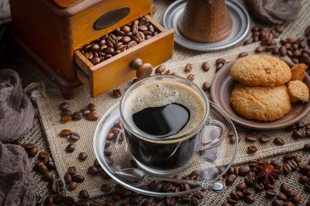Kaffee als Zutat: Die Geschichte herzhafter Kaffeespeisen in Deutschland