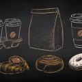 Vergleich von Kaffee beim Frühstück in Cafés und Hotels: Erwartung und Realität