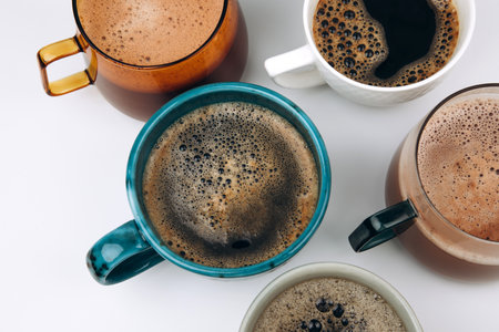 Regionale Kaffeespezialitäten in deutschen Cafés: Herkunft und Präsentation auf Kaffeekarten