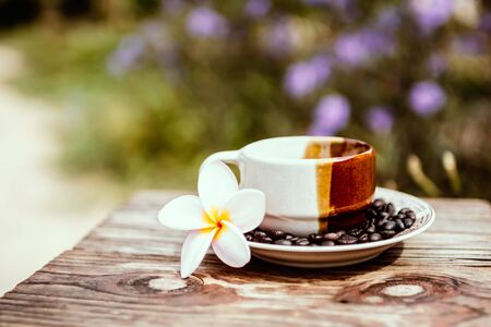 Koffein und der biologische Schlafrhythmus: Was müssen Kaffeetrinker wissen?