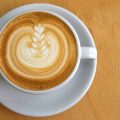 Nachhaltiger Kaffeekonsum: Worauf achten in der Gastronomie?