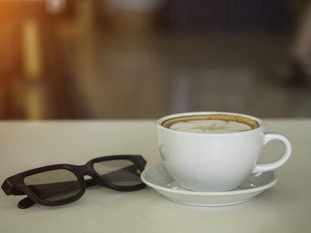 Kaffeehäuser als soziale Treffpunkte: Wandel der Treffkultur in Deutschland