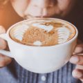 Die Wissenschaft hinter der Extraktion: Wie die Aeropress das Aroma beeinflusst