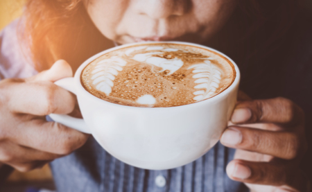 Die Wissenschaft hinter der Extraktion: Wie die Aeropress das Aroma beeinflusst