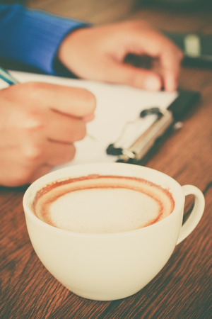 Kaffee und Integration: Multikulturelle Aspekte im deutschen Kaffeekonsum