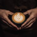 Regionale Spirituosen im Kaffeedrink: Korn, Obstbrand und mehr