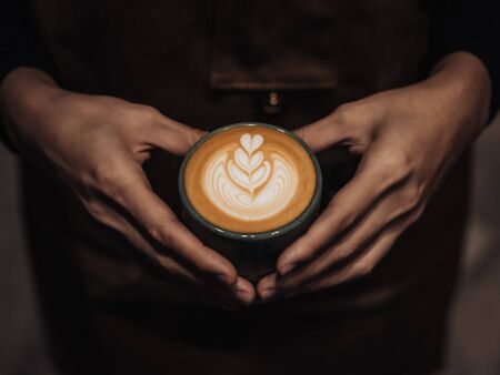 Regionale Spirituosen im Kaffeedrink: Korn, Obstbrand und mehr