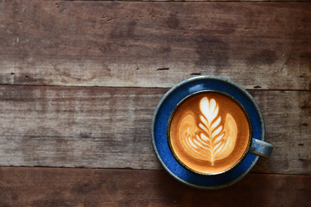 Kaffeekonsum und kardiovaskuläre Medikamente: Was müssen Patient:innen beachten?