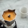 Kaffeedrinks und Nachhaltigkeit: Tipps für umweltbewusste Zubereitung und Zutatenwahl