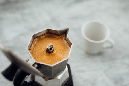 Kaffeedrinks und Nachhaltigkeit: Tipps für umweltbewusste Zubereitung und Zutatenwahl